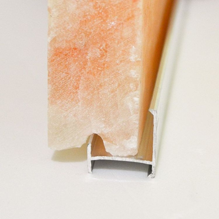 Плитка из гималайской соли 100х100х25мм шлифованная с пазом