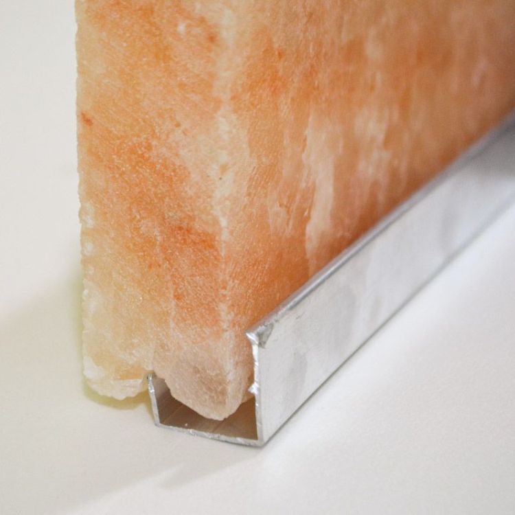 Плитка из гималайской соли 200х200х25мм шлифованная с пазом